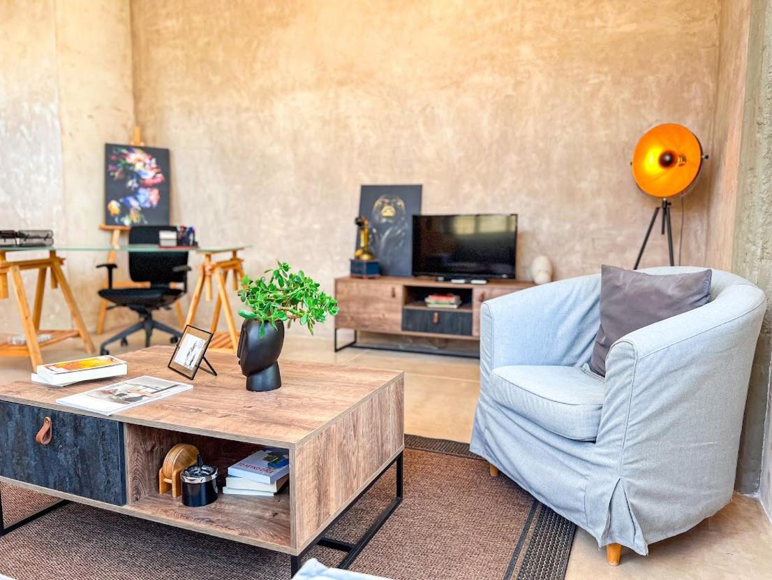 Mini Loft Apartment Каламата Экстерьер фото