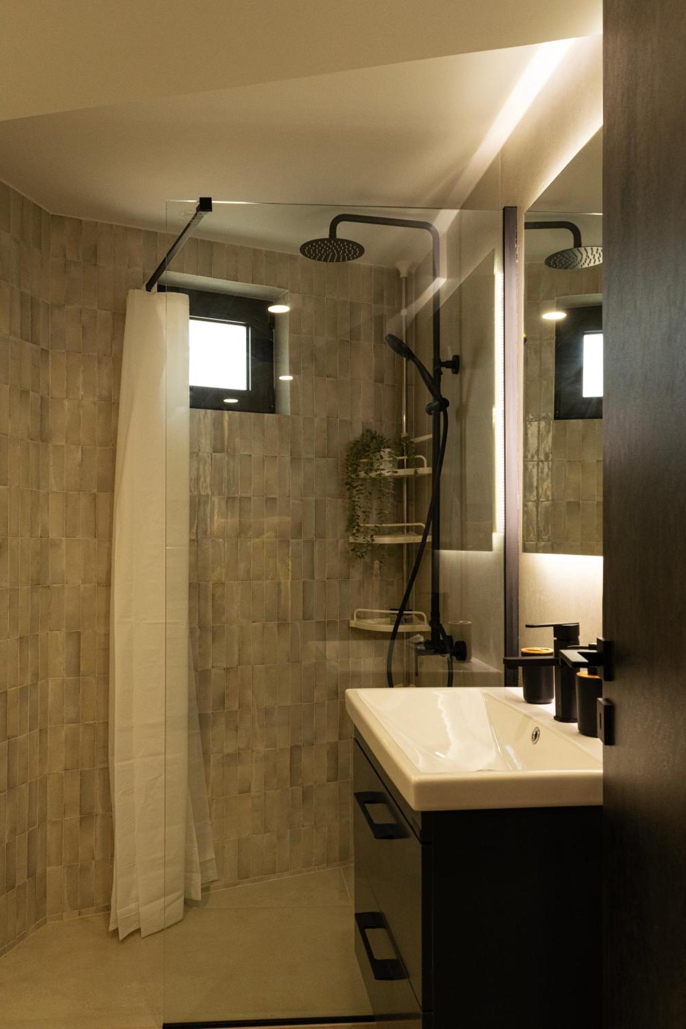 Mini Loft Apartment Каламата Экстерьер фото