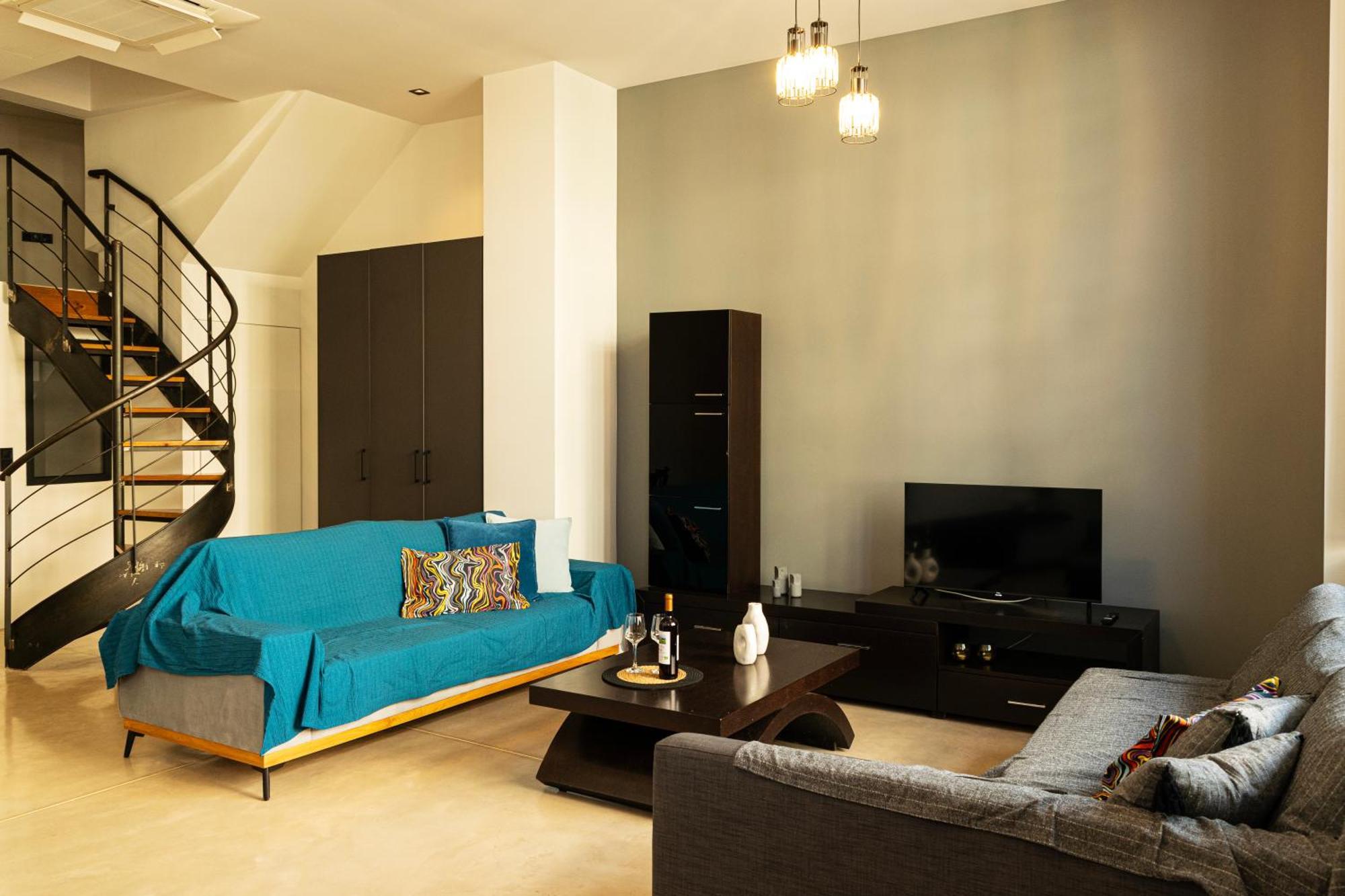 Mini Loft Apartment Каламата Экстерьер фото